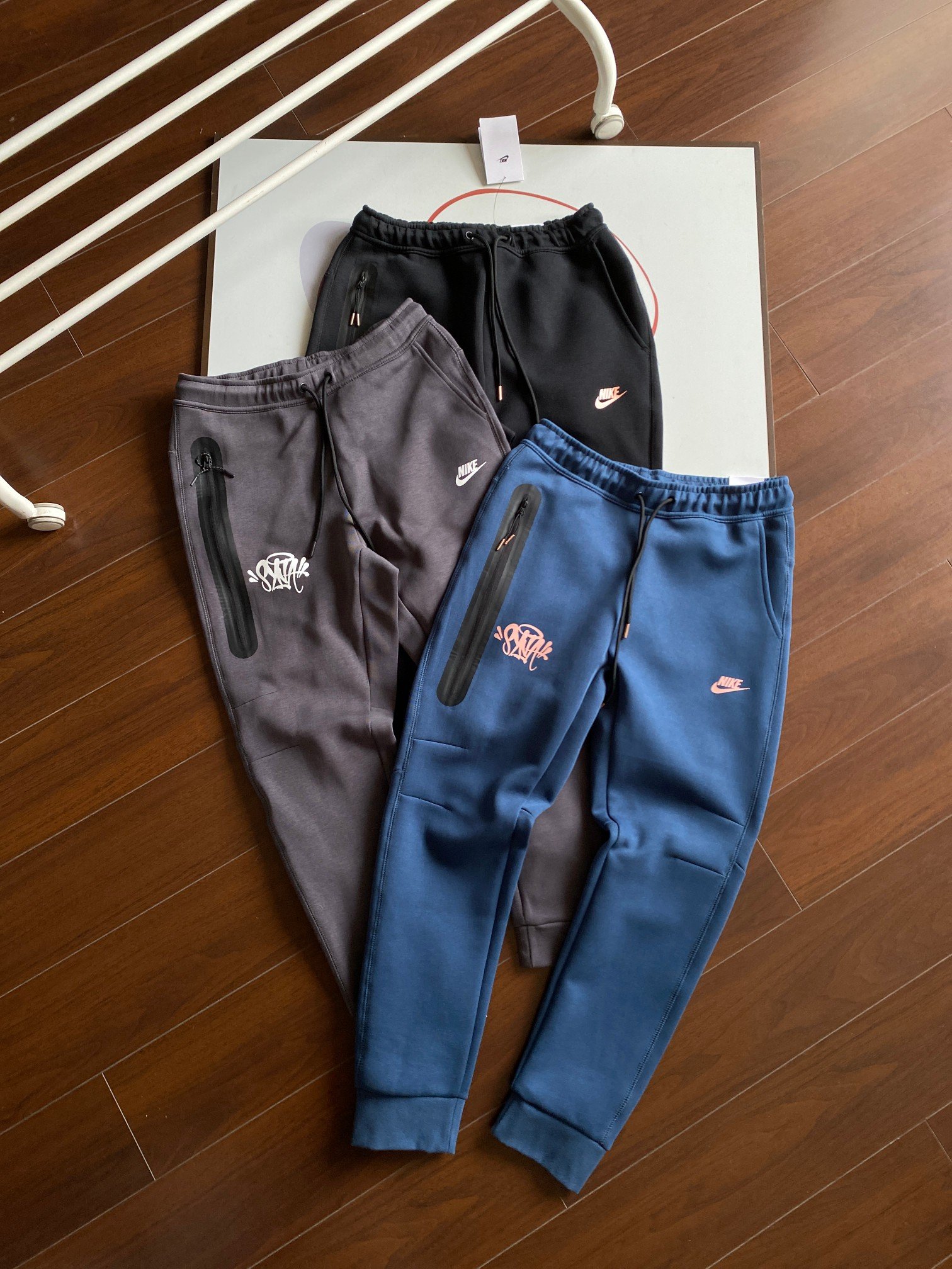 Conjunto Nike x Central Cee Tech Fleece Sportswear - Syna Tech - Imagem 3