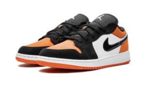 AIR JORDANS 1 LOW (GS) “Shattered Backboard” 553558-128