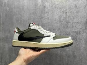 Travis Scott x Jordan Air Jordan 1 낮은