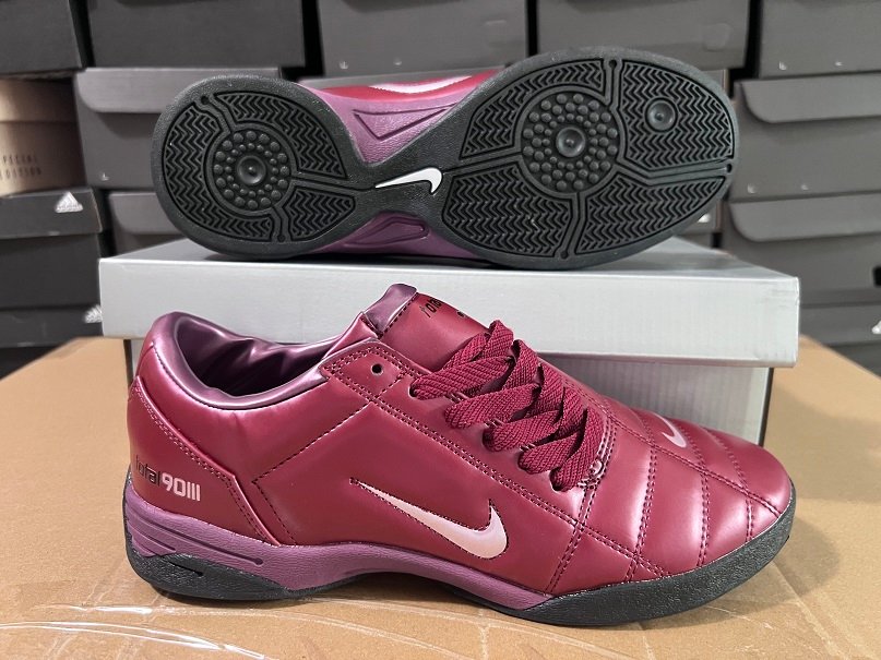 Nike TOTAL 90 III IC - Imagem 2