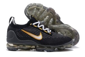 Nike Air VaporMax 2021 FK Preto Dourado Universitário