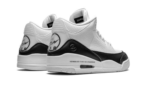 Air Jordan 3 Retro Fragment DA3595-100 - Imagem 2