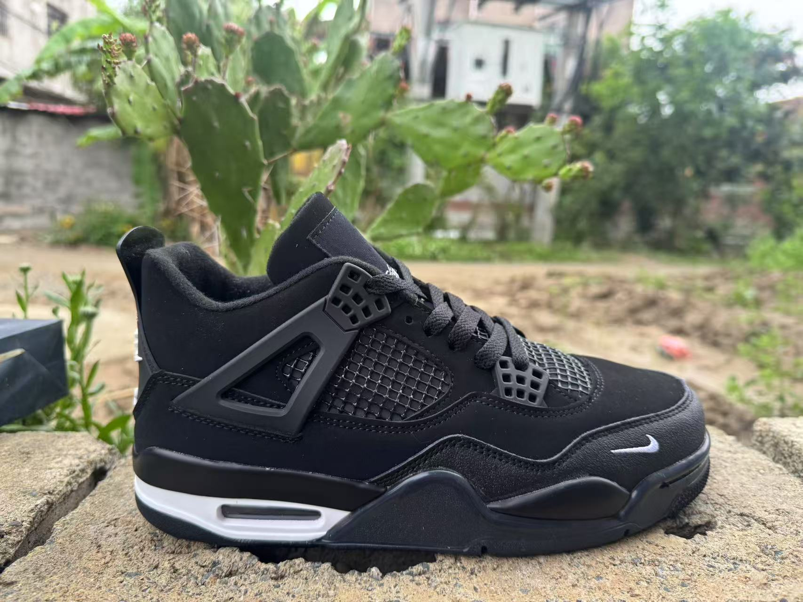 Air Jordan 4 Retro - Imagem 2
