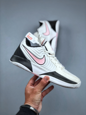 Nike JA2