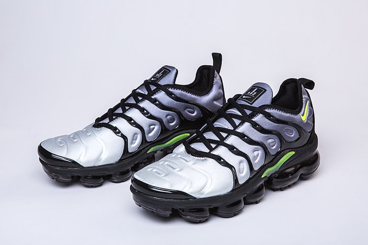 Nike Air VaporMax Plus TN - Imagem 2