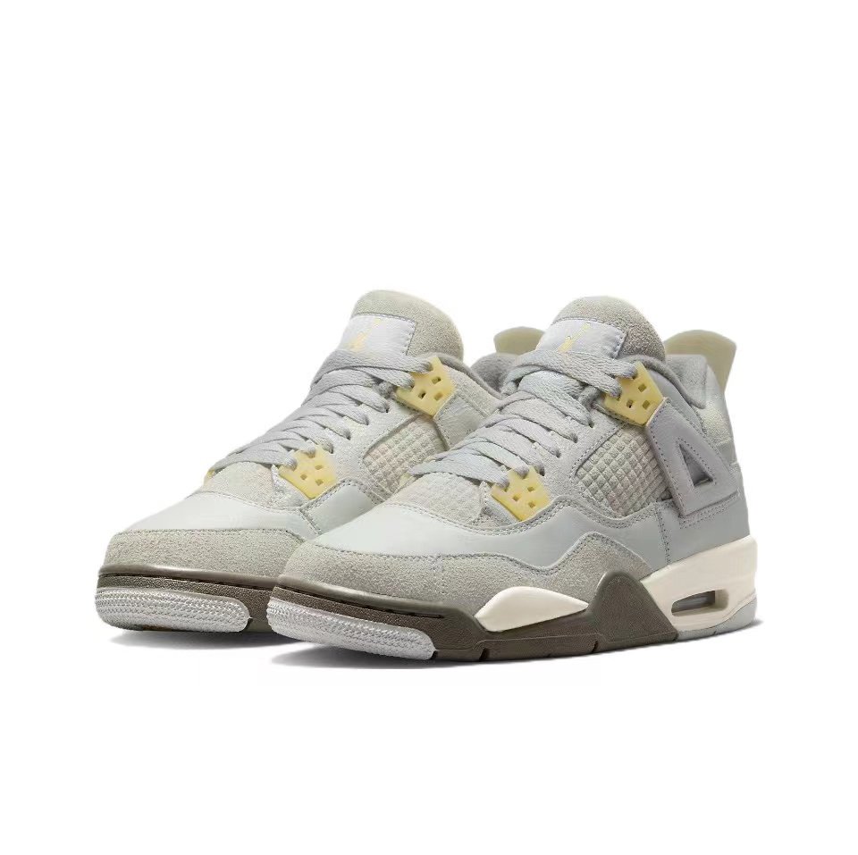 Air Jordan 4 Retro