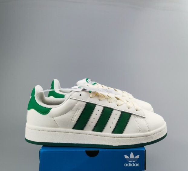 Adidas Originals Campus anos 2000