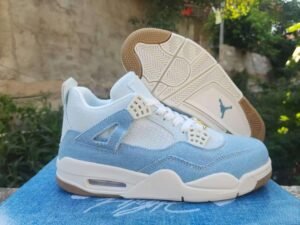 Air Jordan 4 Retro