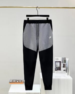 Calça de moletom Nike NSW Tech Fleece